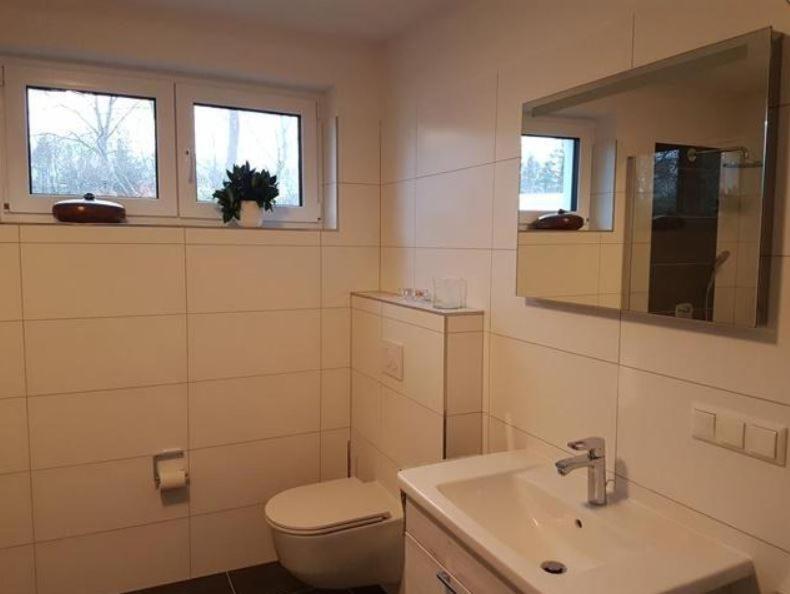 Darsser Strandgut - Haus Ahrenshooper Holz Екстериор снимка